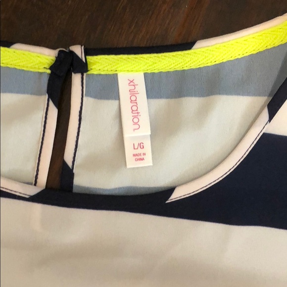 🔵⚪️ Blue /white striped top ⚪️🔵 - Picture 2 of 5